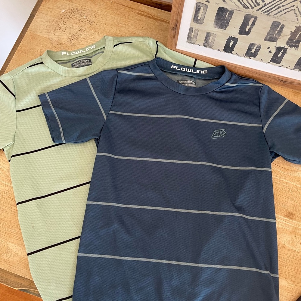 Flowline Kids' Striped Navy and Light Green Tees